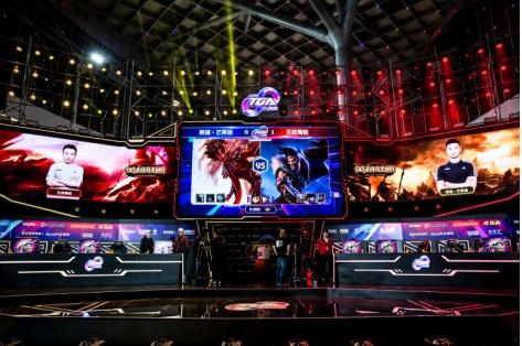 展现出他日 展现出他日