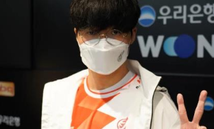 天空：多特仍在推动签下桑乔，但尚未向曼联提交正式报价