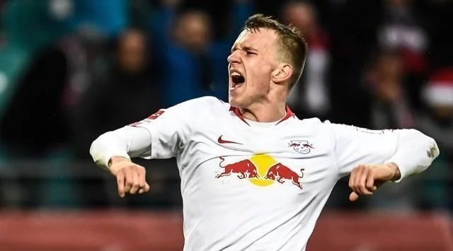 背后决定胜 背后决定胜